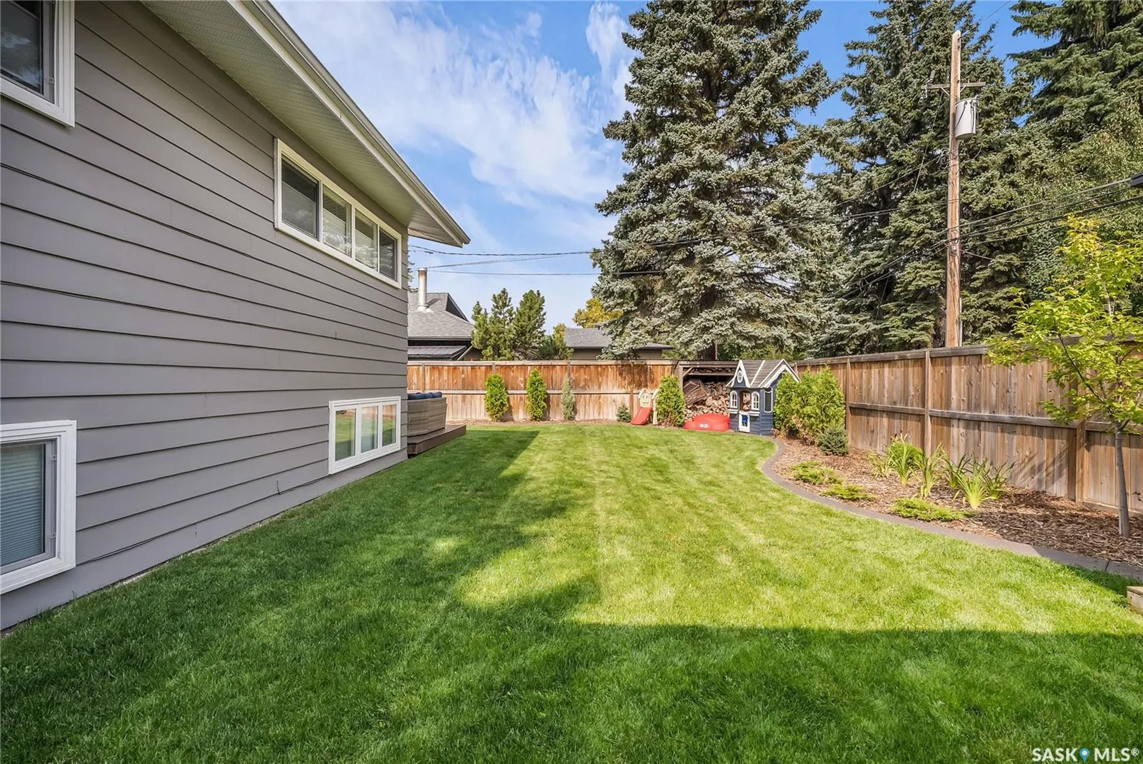 30 Simpson CRESCENT