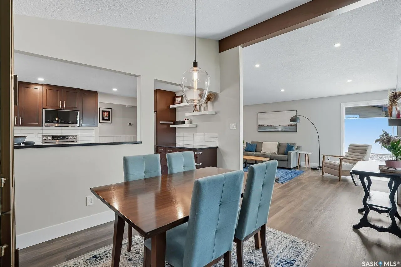 30 Simpson CRESCENT