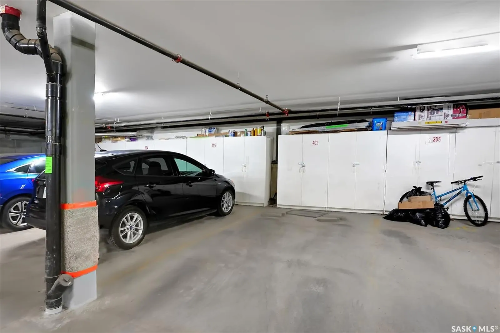 3946 Robinson STREET, #403