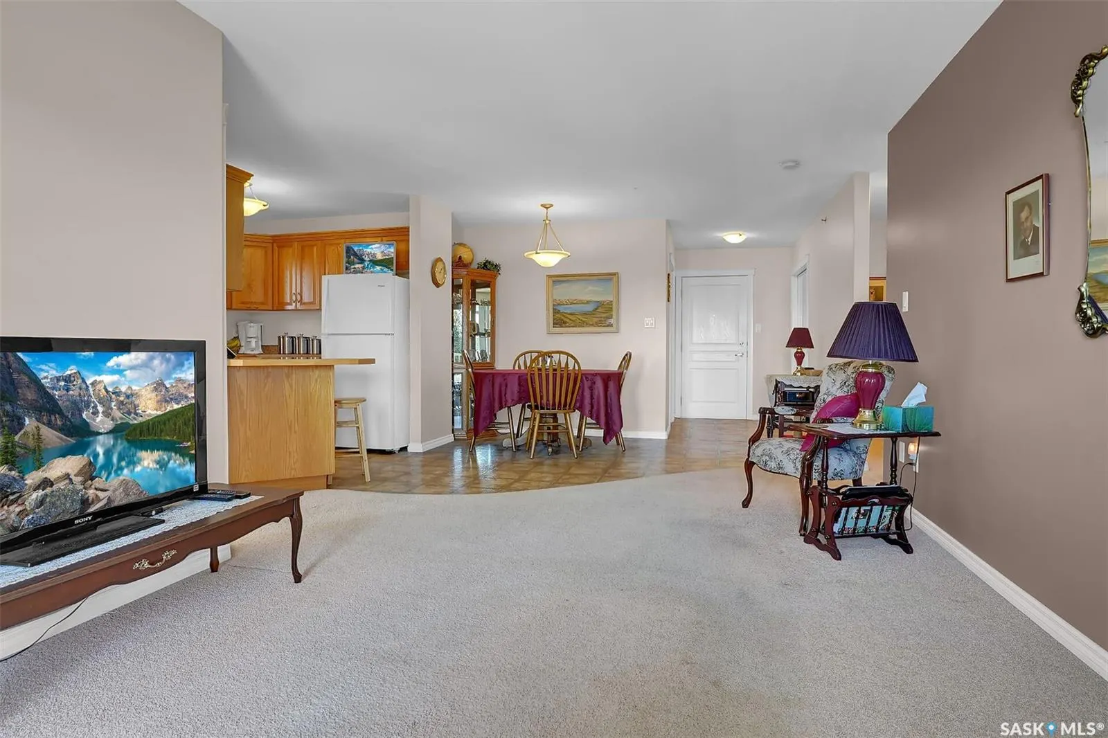3946 Robinson STREET, #403