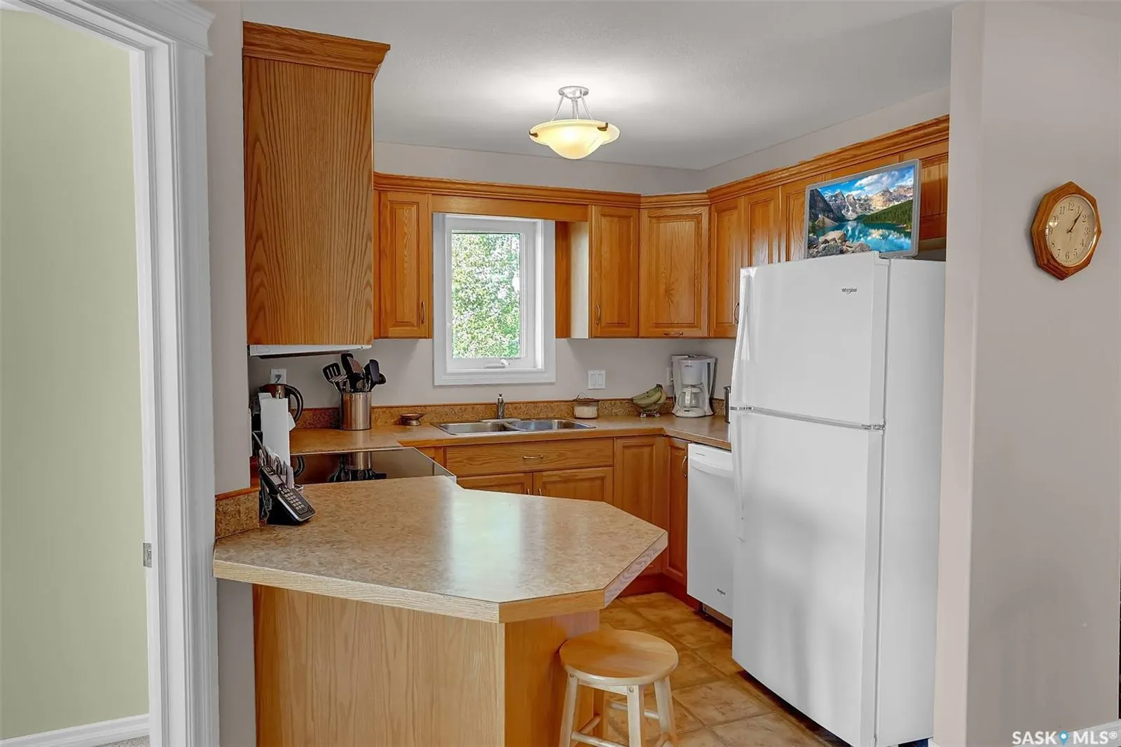 3946 Robinson STREET, #403