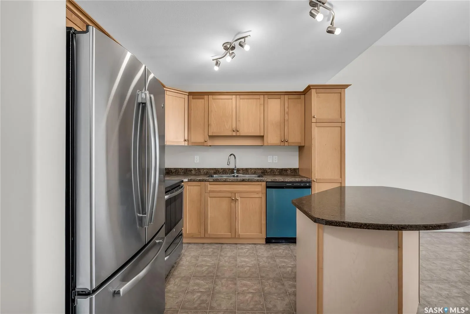 235 Herold TERRACE, #414