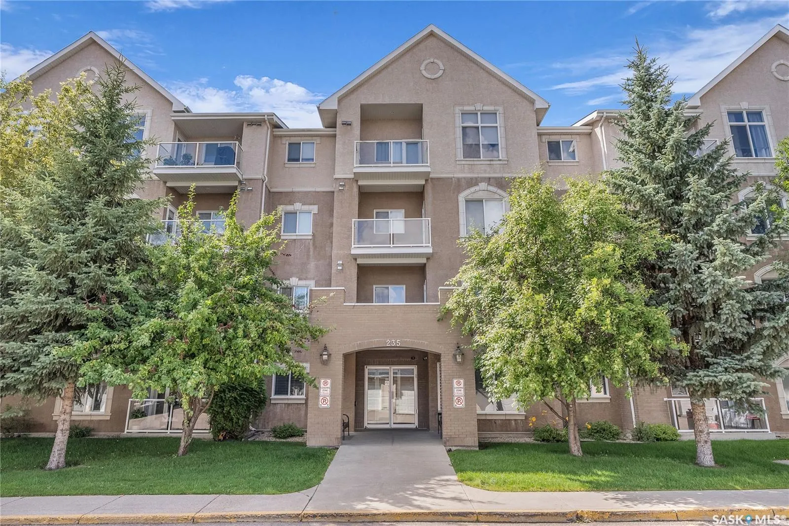 235 Herold TERRACE, #414