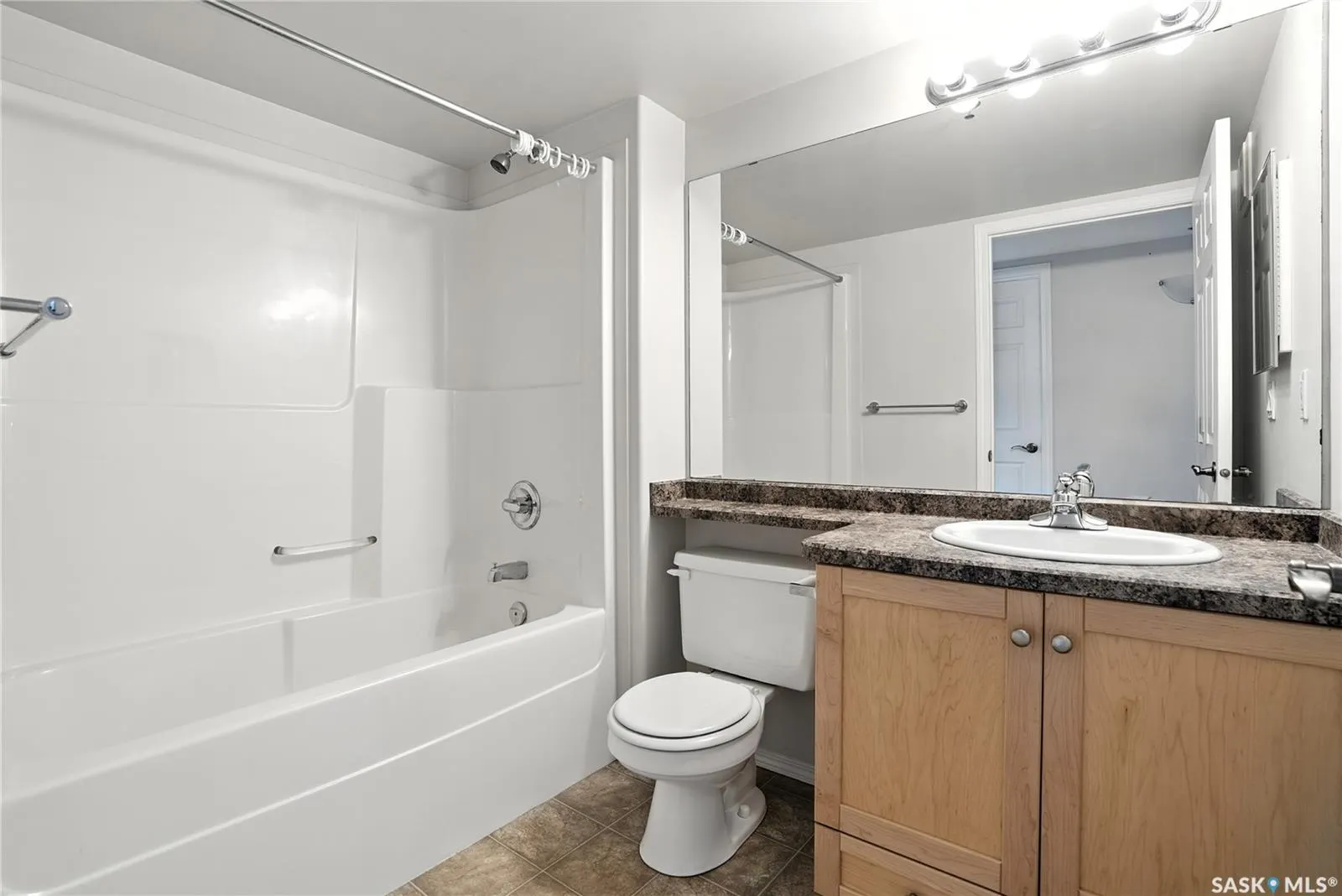 235 Herold TERRACE, #414