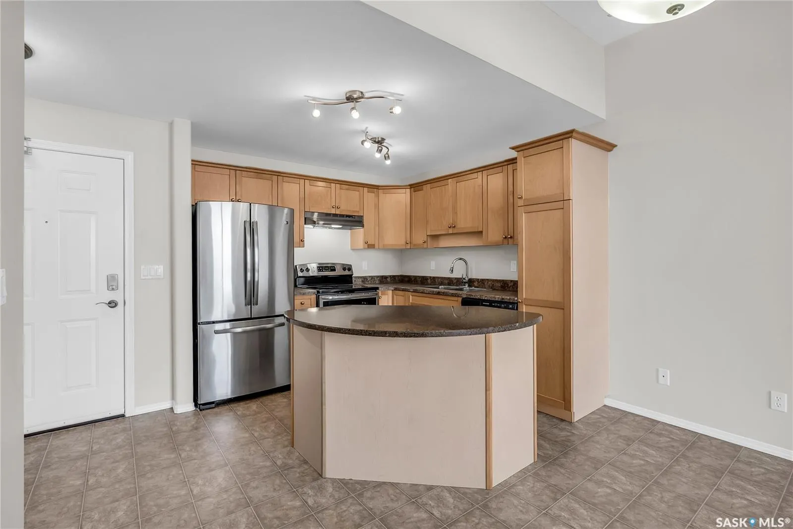 235 Herold TERRACE, #414
