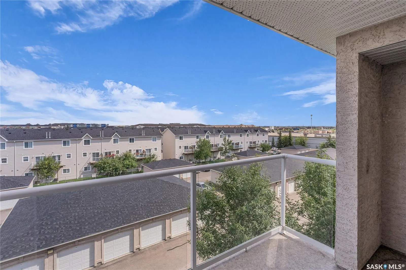 235 Herold TERRACE, #414