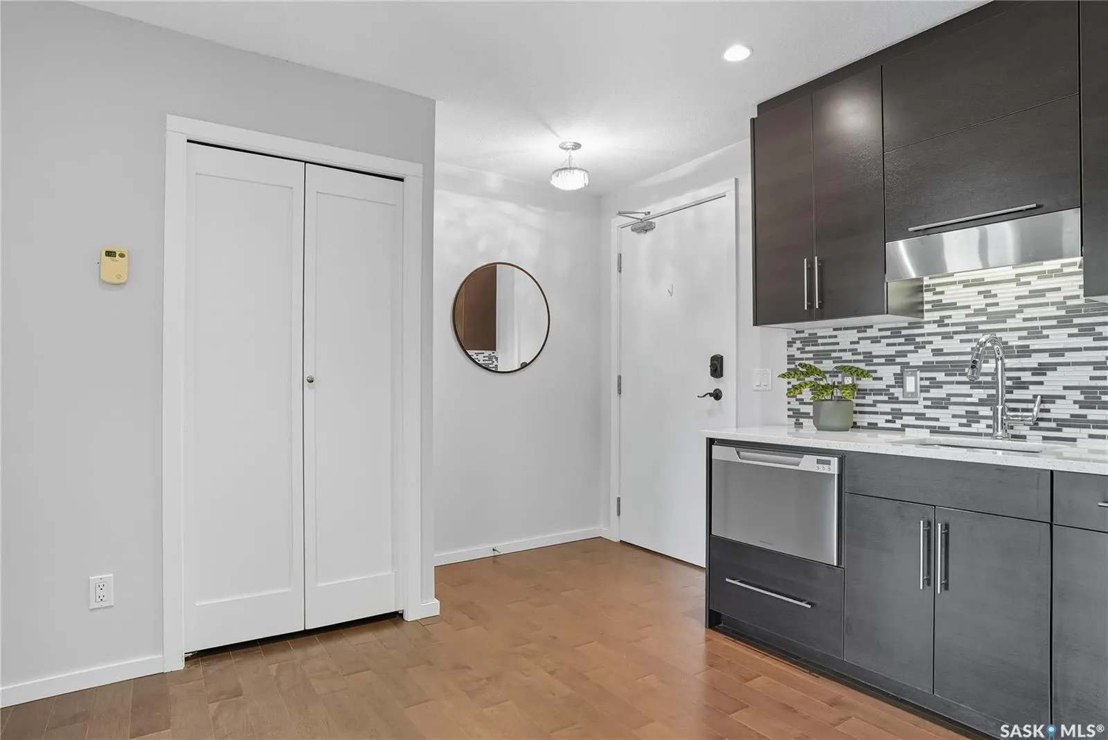 230 Slimmon ROAD, #404