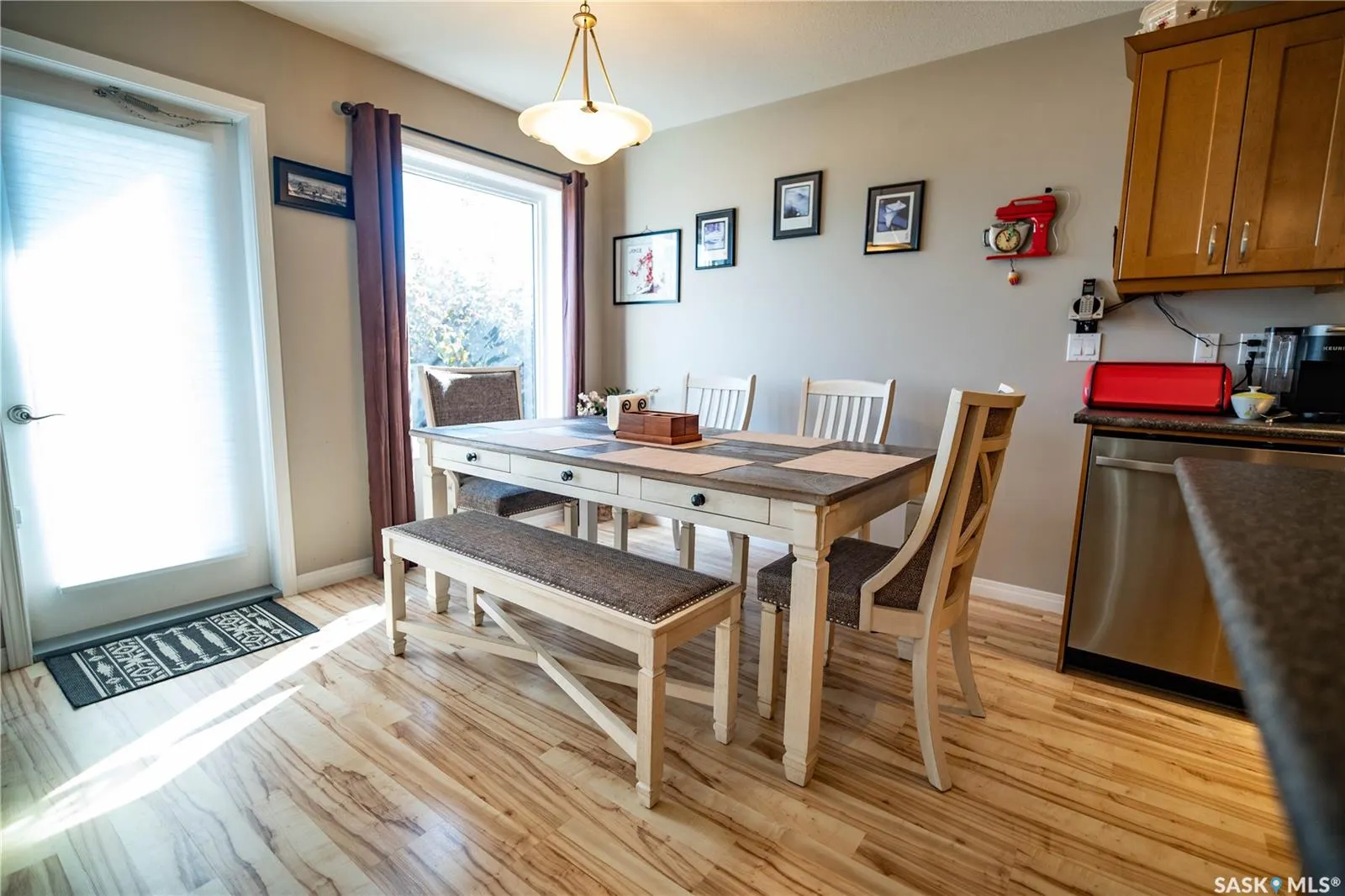547 East Hampton BOULEVARD, #20