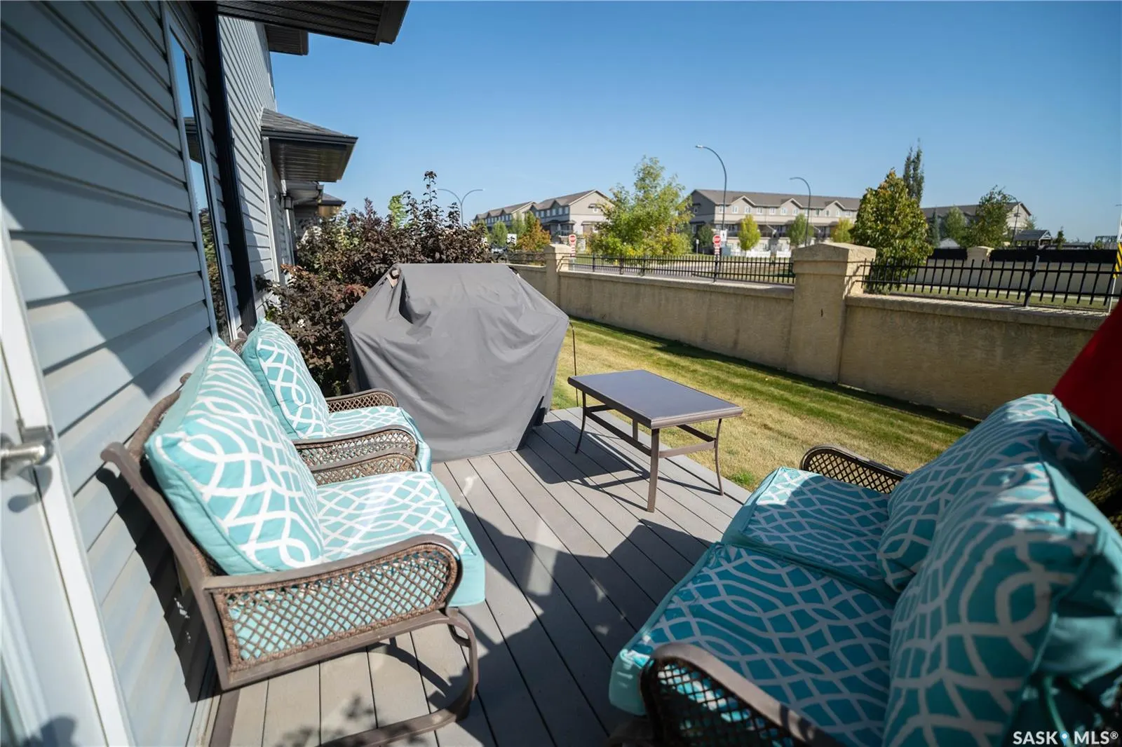 547 East Hampton BOULEVARD, #20