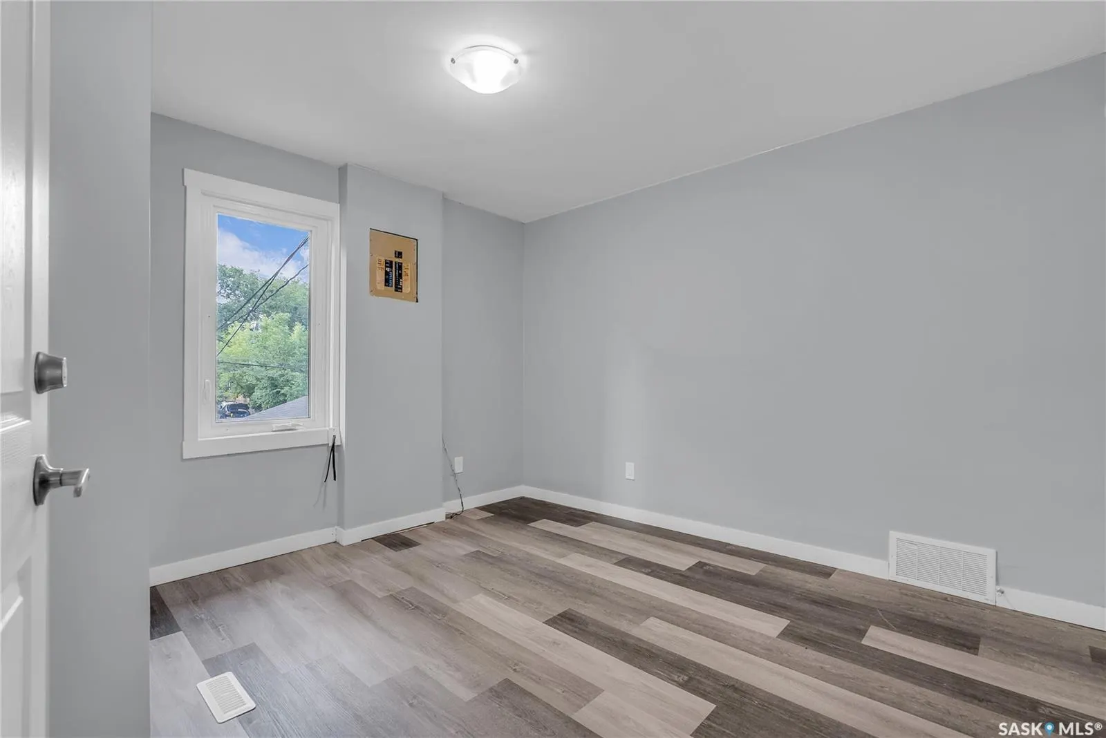 112 27th STREET