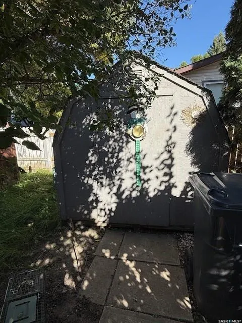 41 mackenzie DRIVE