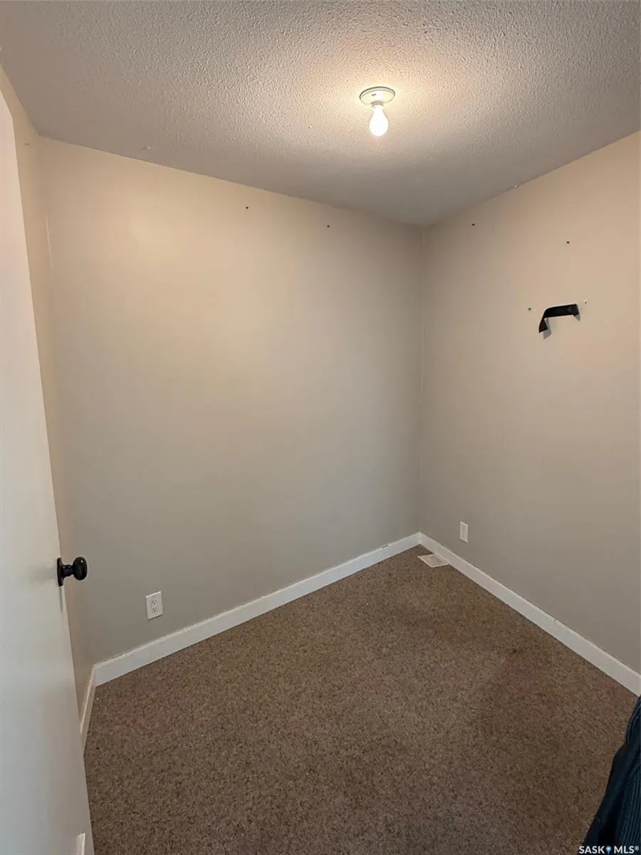 21 Centennial DRIVE