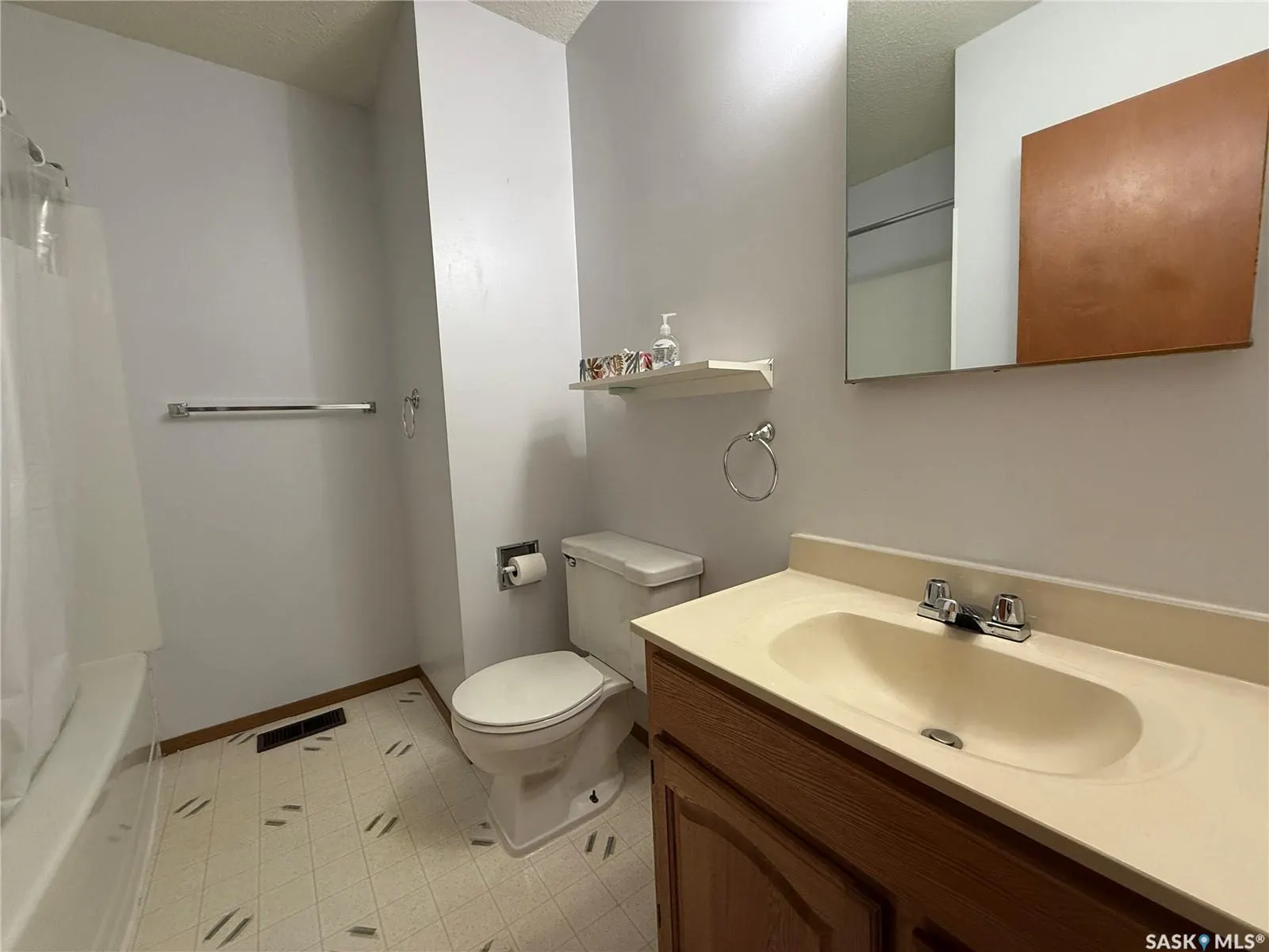 7A Maple PLACE