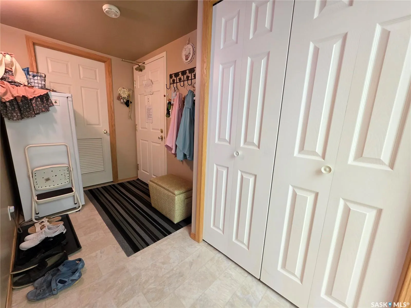 230 Lister Kaye CRESCENT, #307