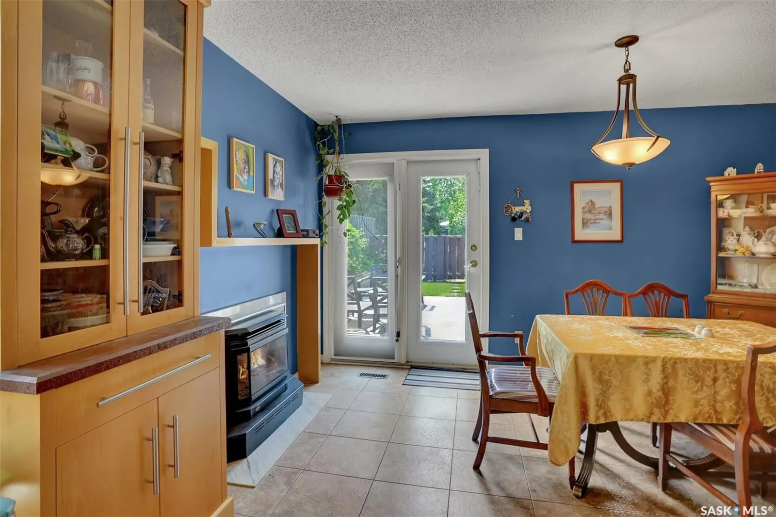 1102 Gryphons WALK