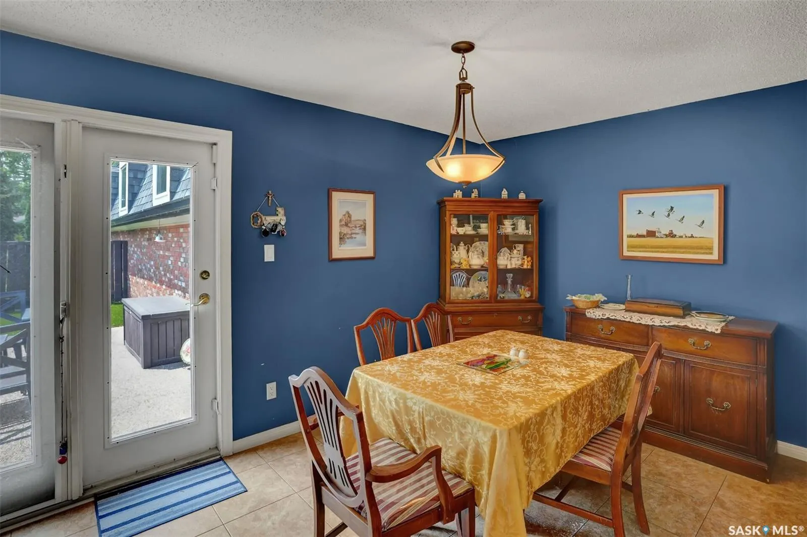 1102 Gryphons WALK