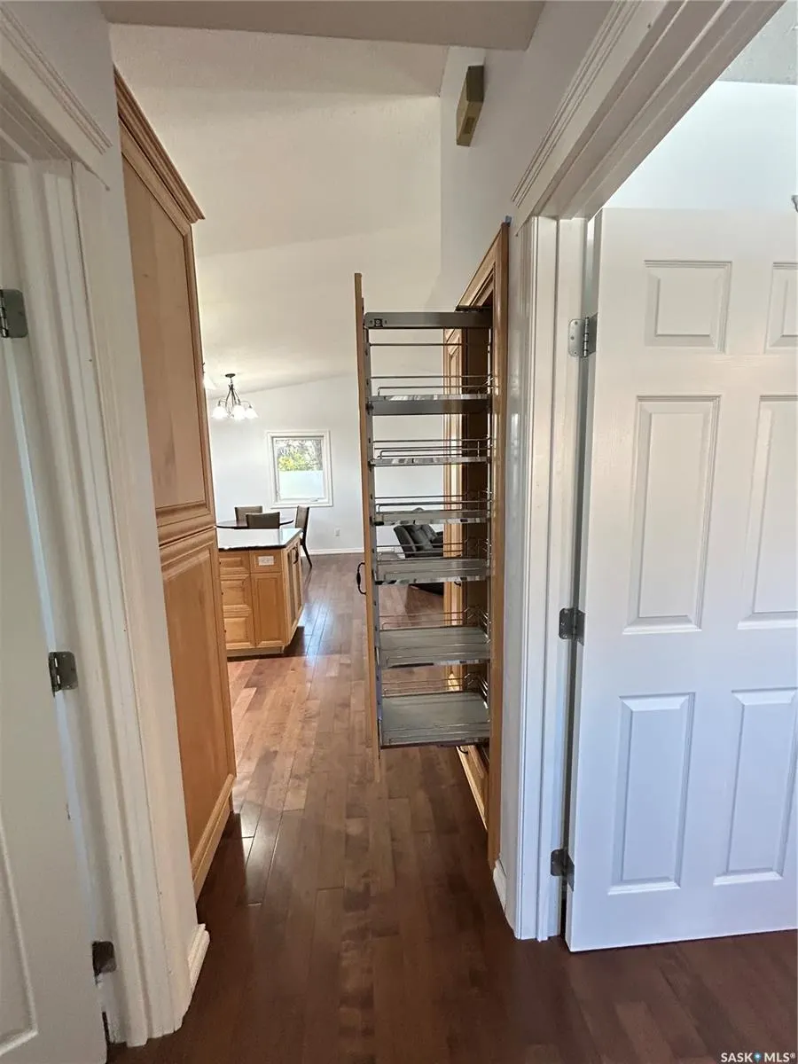 210 Schaefer STREET