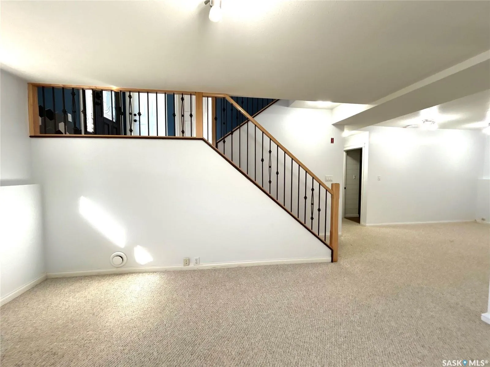 210 Schaefer STREET