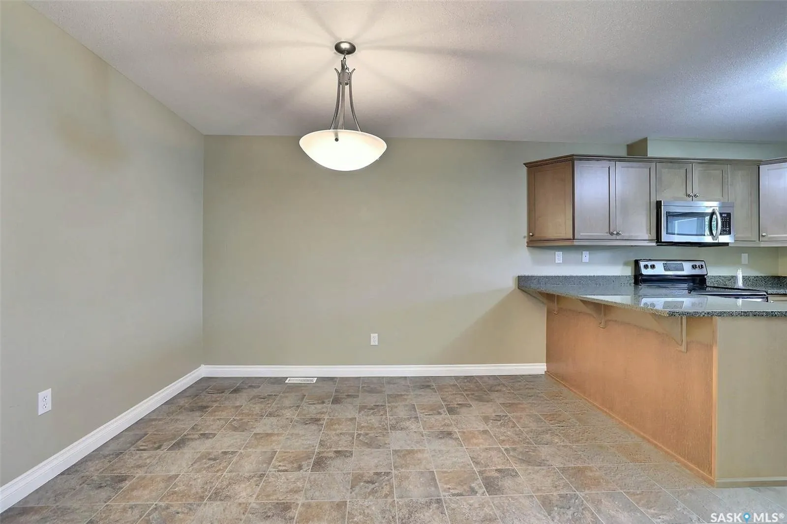 3850 Haughton ROAD E, #102