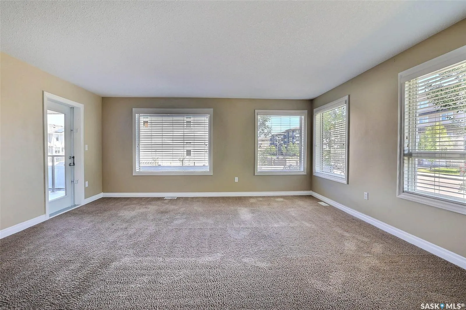 3850 Haughton ROAD E, #102
