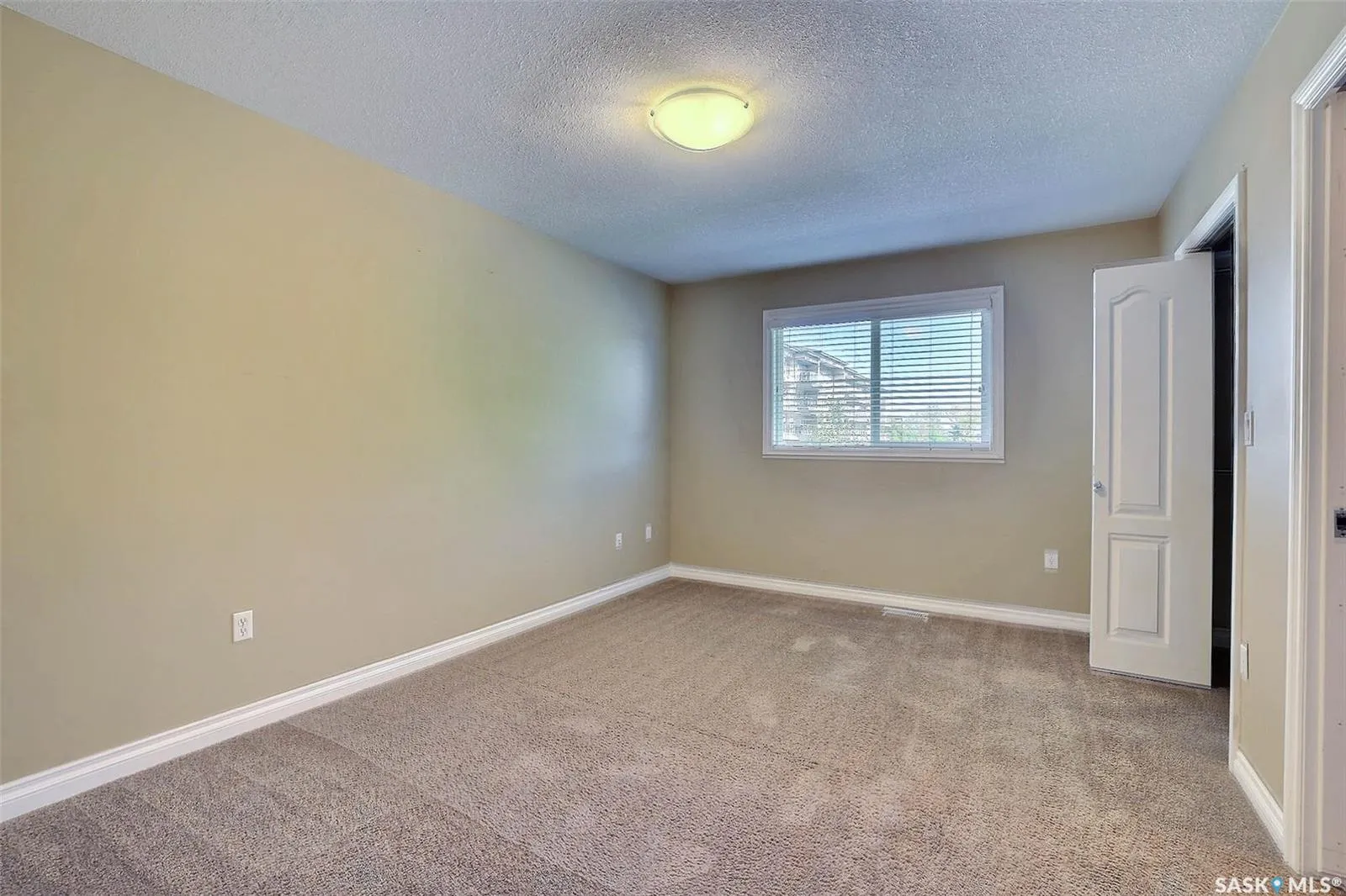 3850 Haughton ROAD E, #102