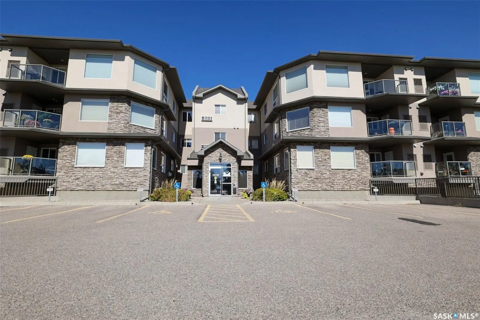 3850 Haughton ROAD E, #102