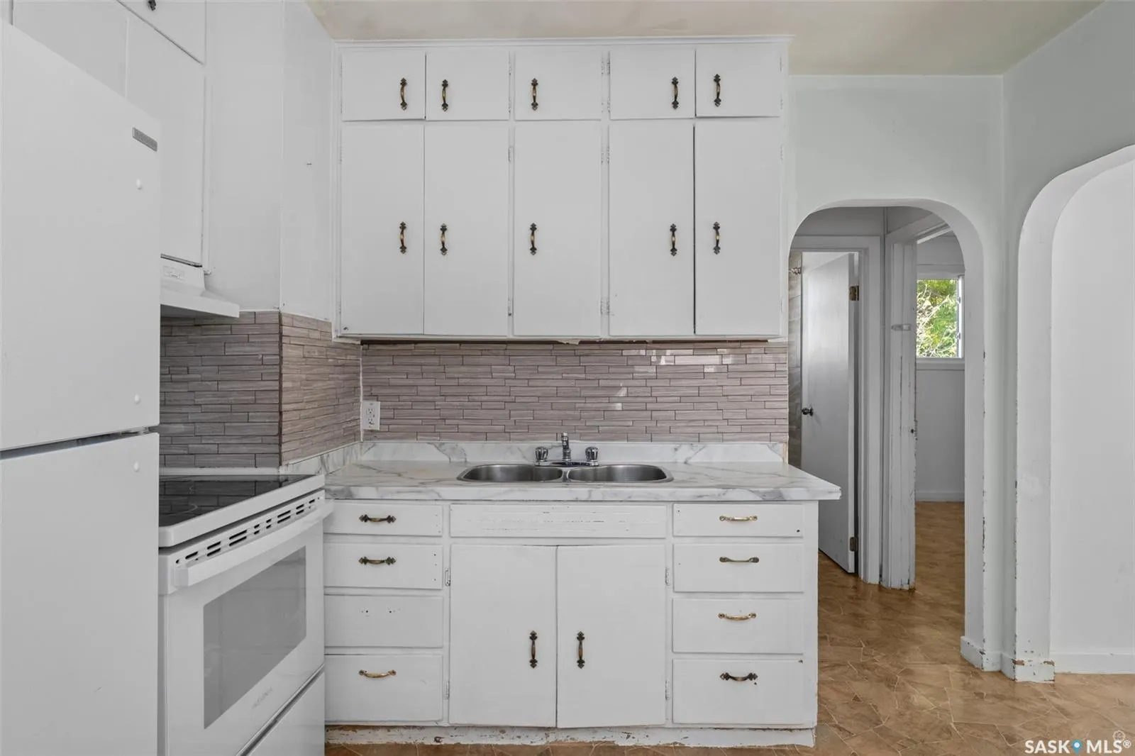850 14th STREET W