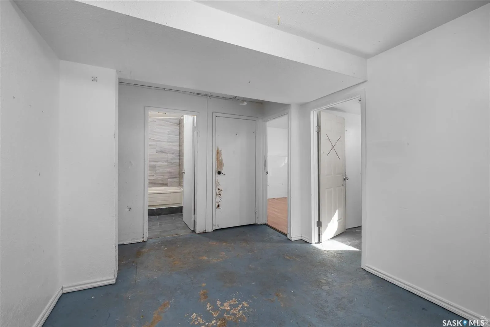 850 14th STREET W