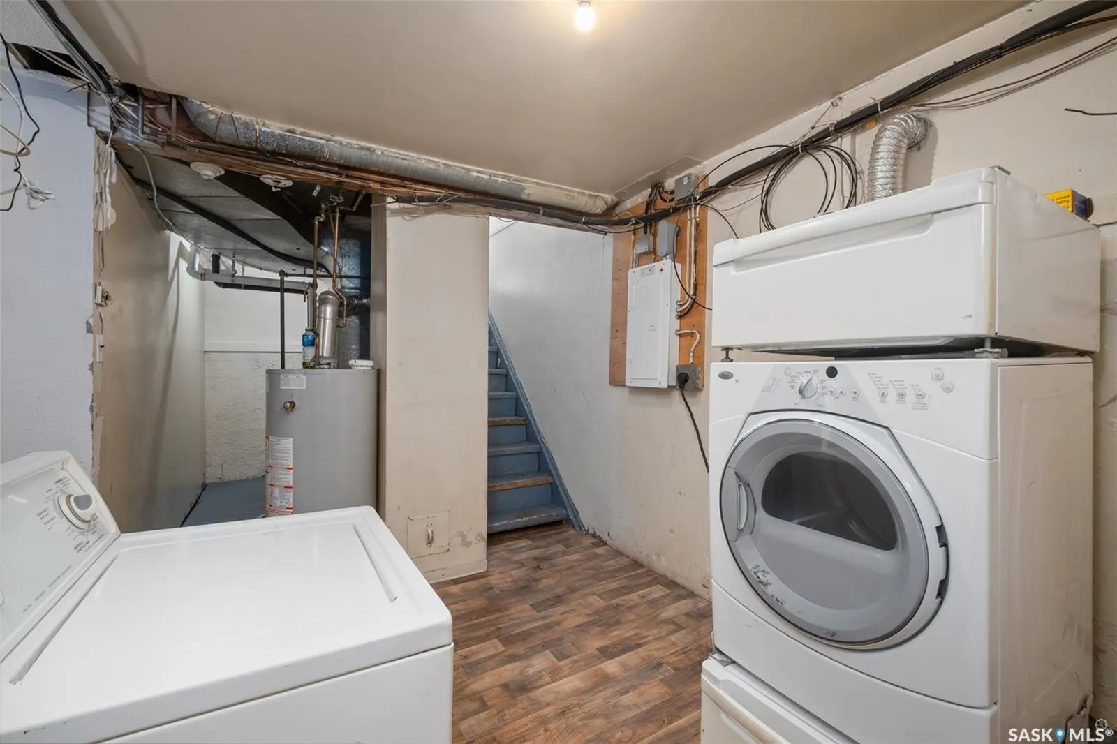 850 14th STREET W