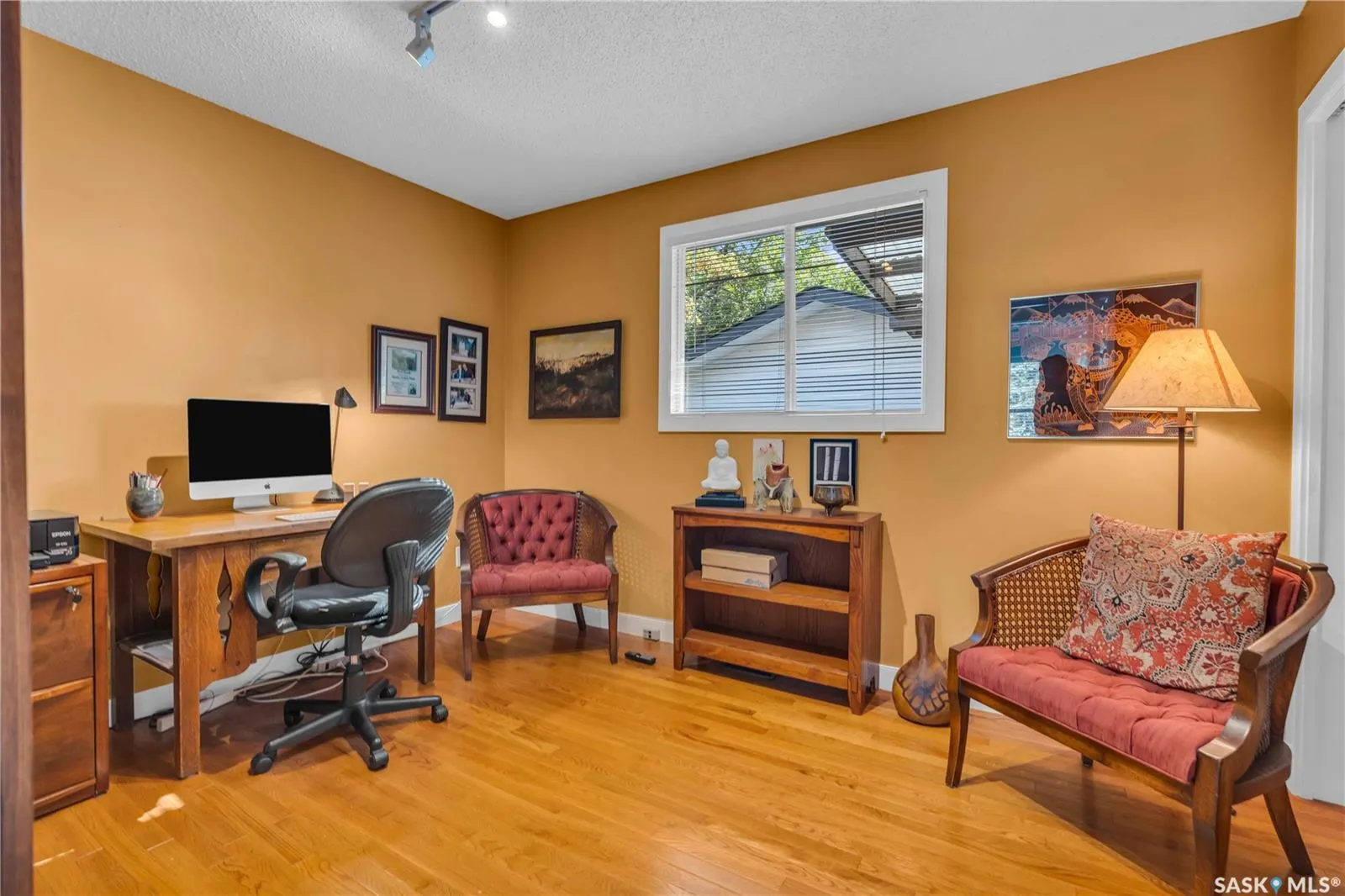 623 Priel CRESCENT