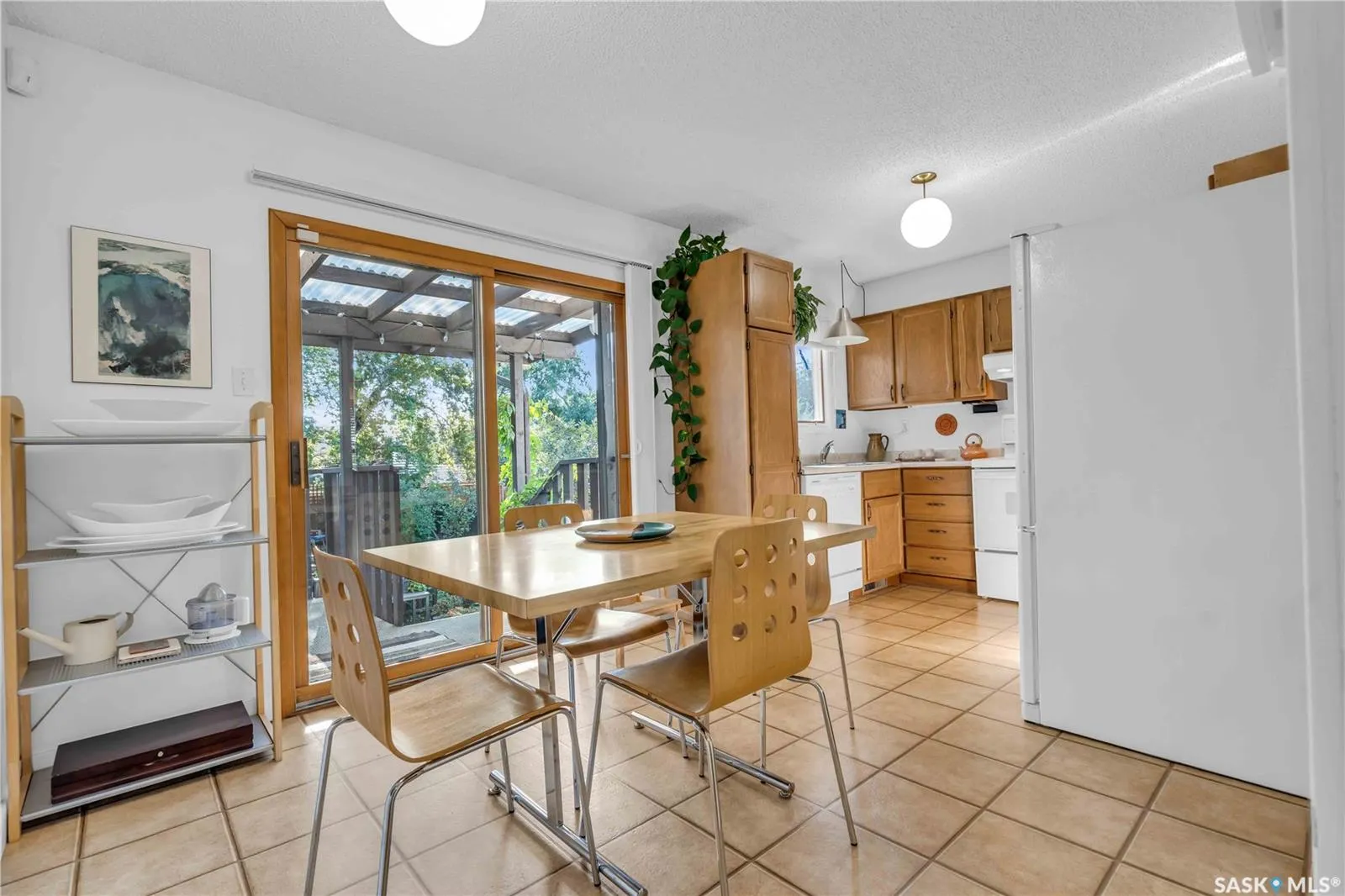 623 Priel CRESCENT