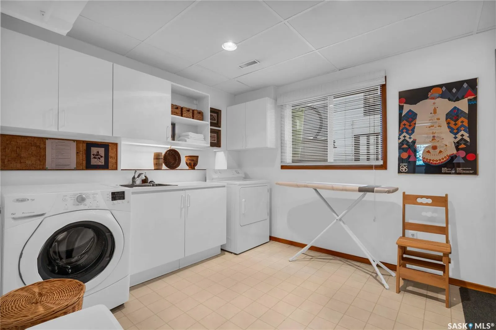 623 Priel CRESCENT