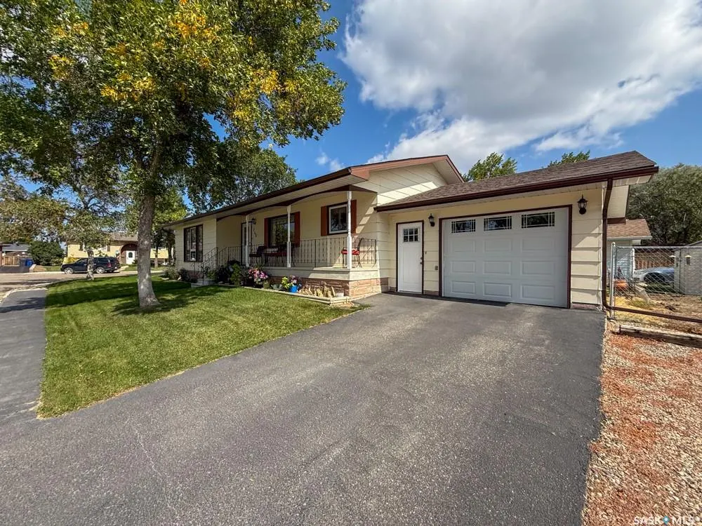 568 Poplar CRESCENT