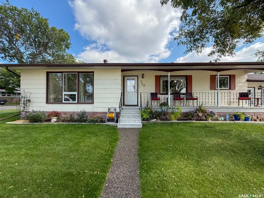 568 Poplar CRESCENT