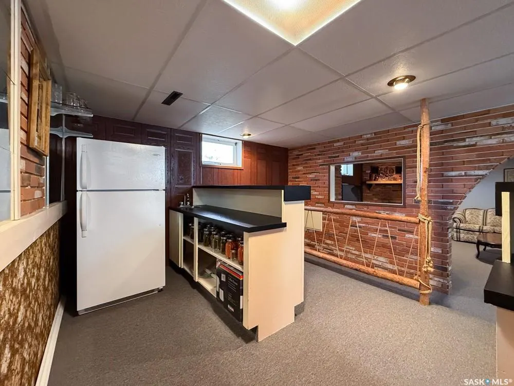 568 Poplar CRESCENT