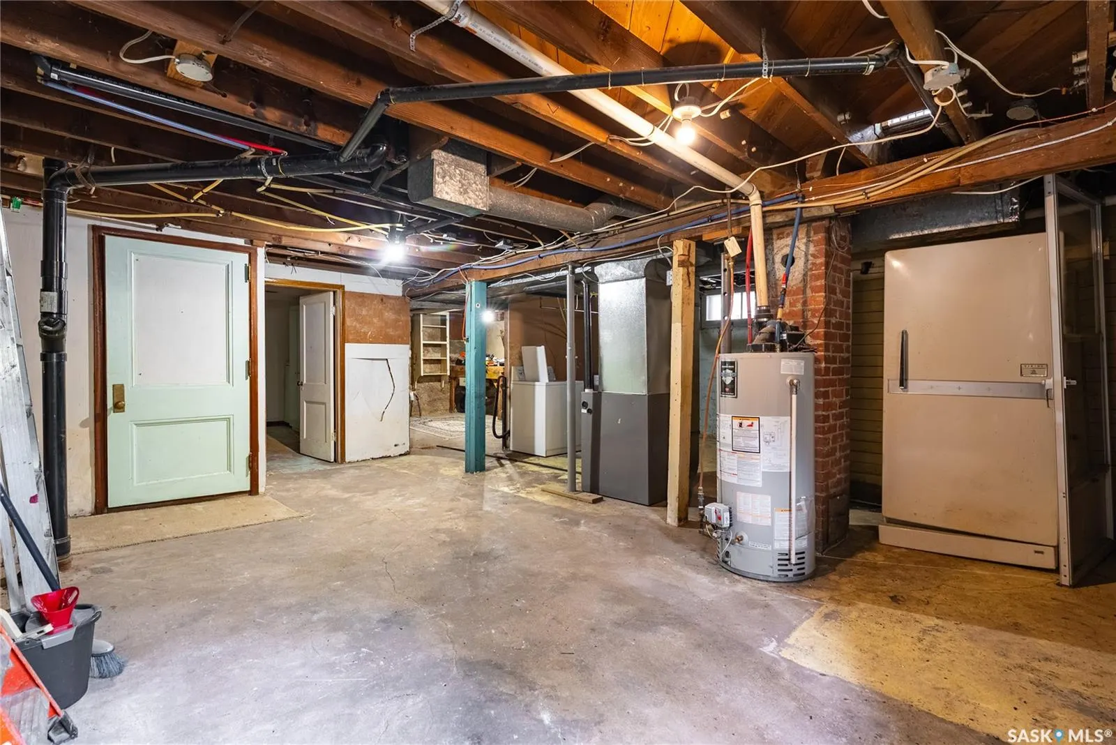 107 28th STREET W
