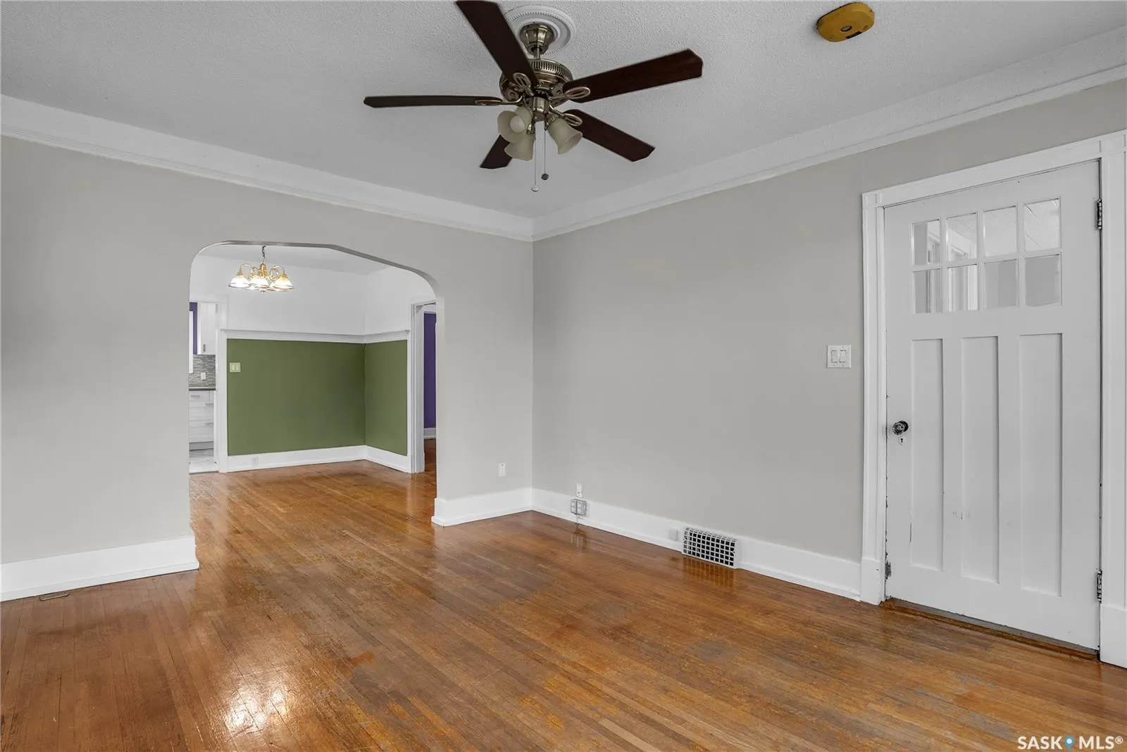 107 28th STREET W
