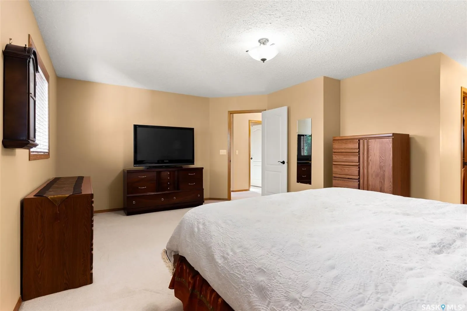 3562 Hazel GROVE