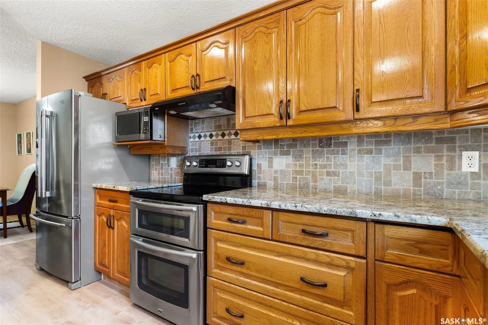 3562 Hazel GROVE
