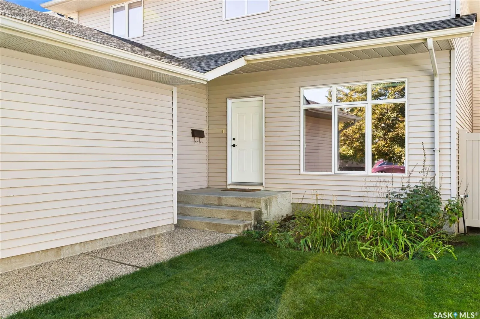 3562 Hazel GROVE
