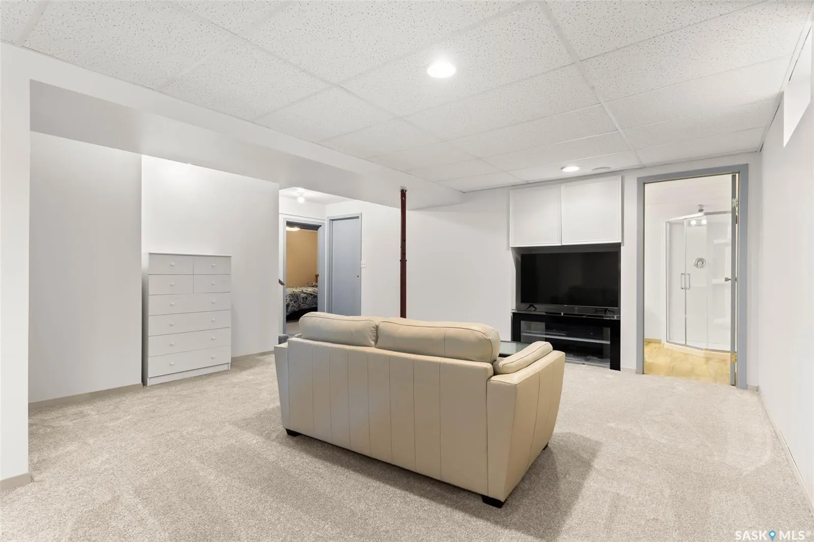 3562 Hazel GROVE