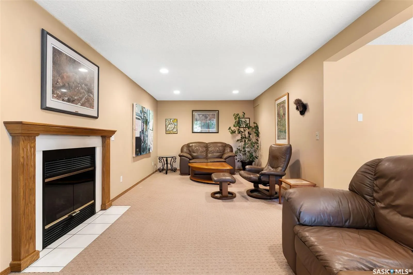 3562 Hazel GROVE