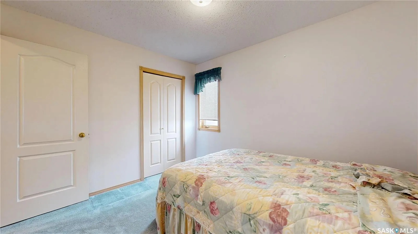8358 Struthers CRESCENT