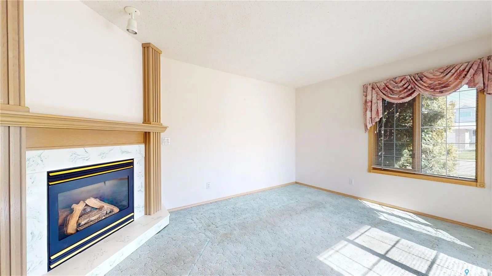 8358 Struthers CRESCENT