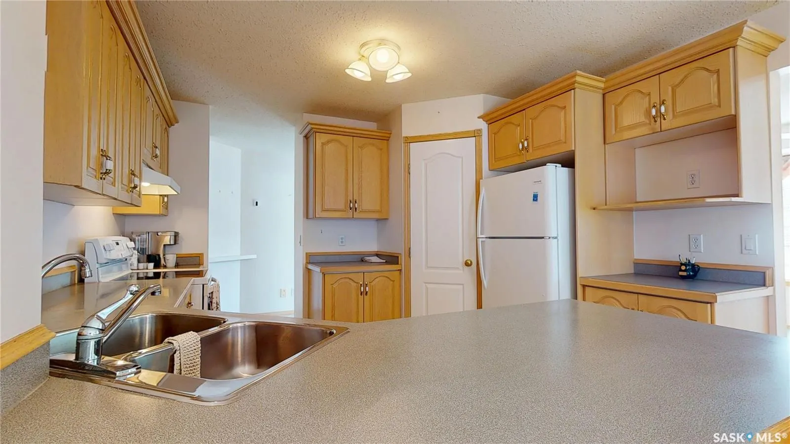 8358 Struthers CRESCENT