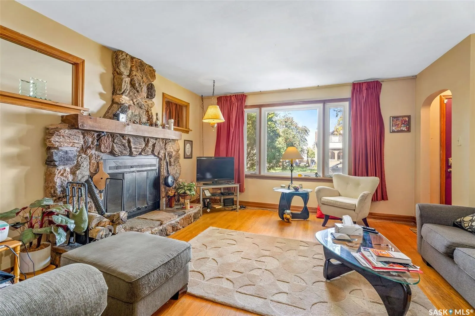 135 21st STREET W
