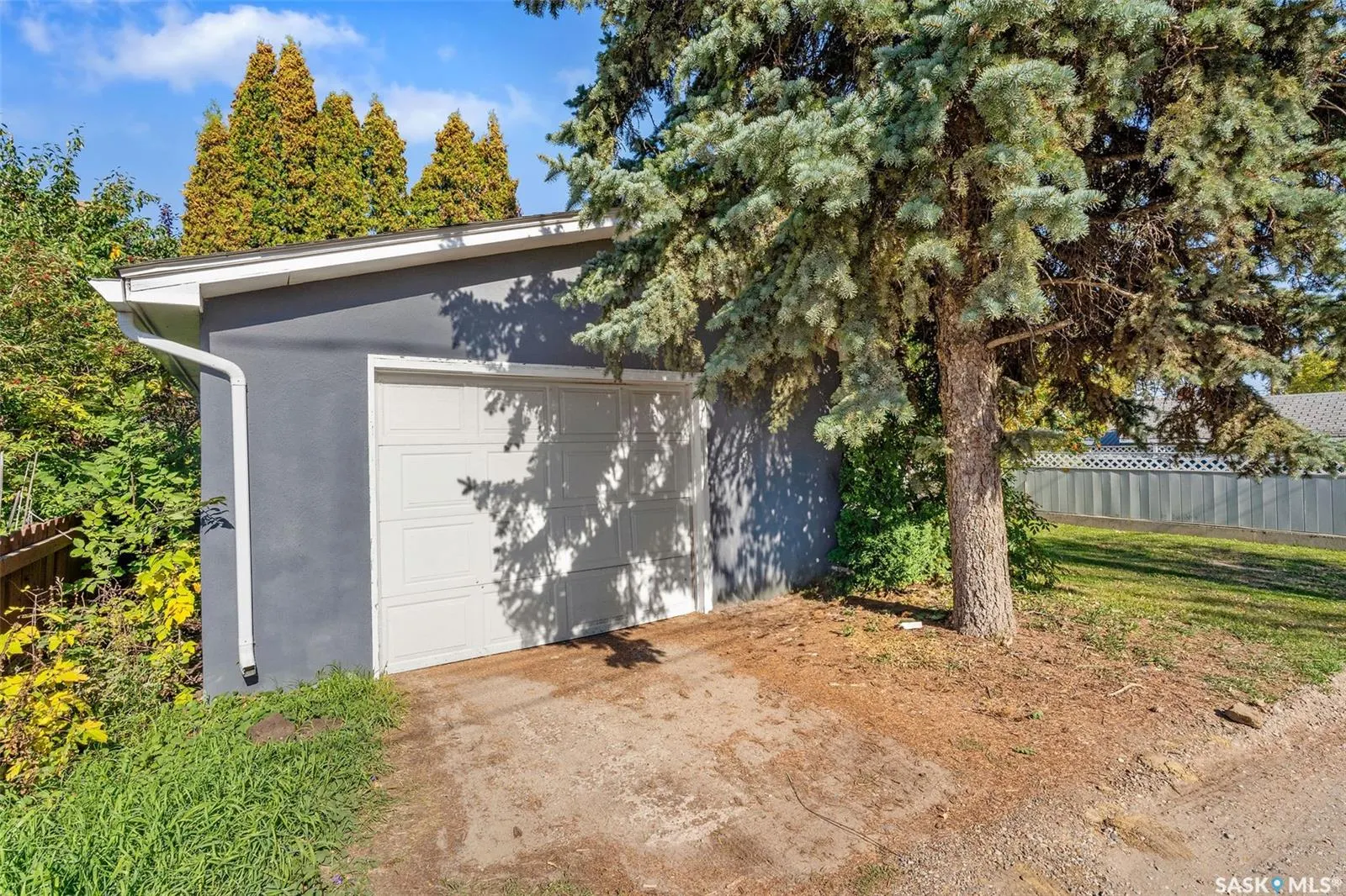 135 21st STREET W