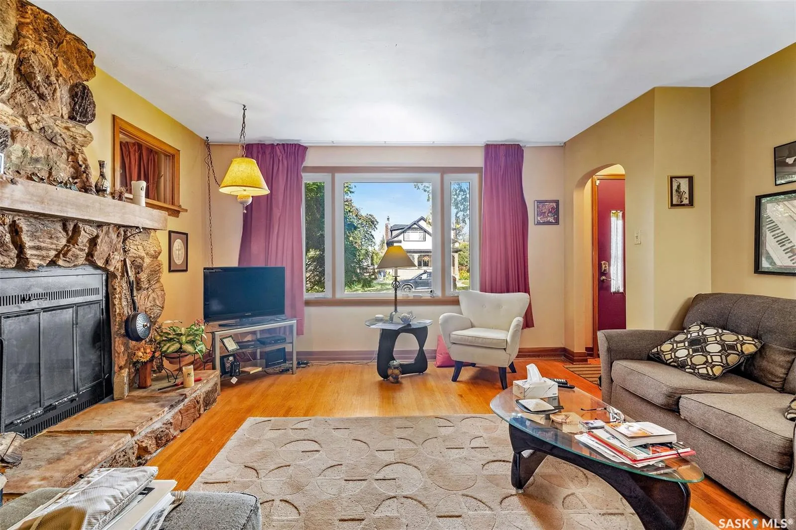 135 21st STREET W