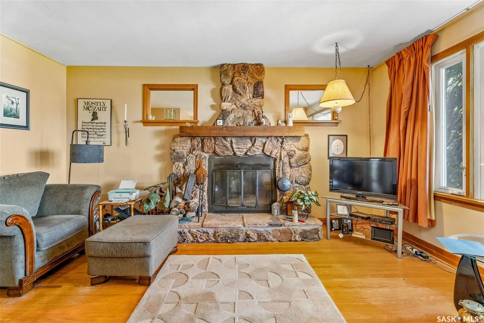 135 21st STREET W