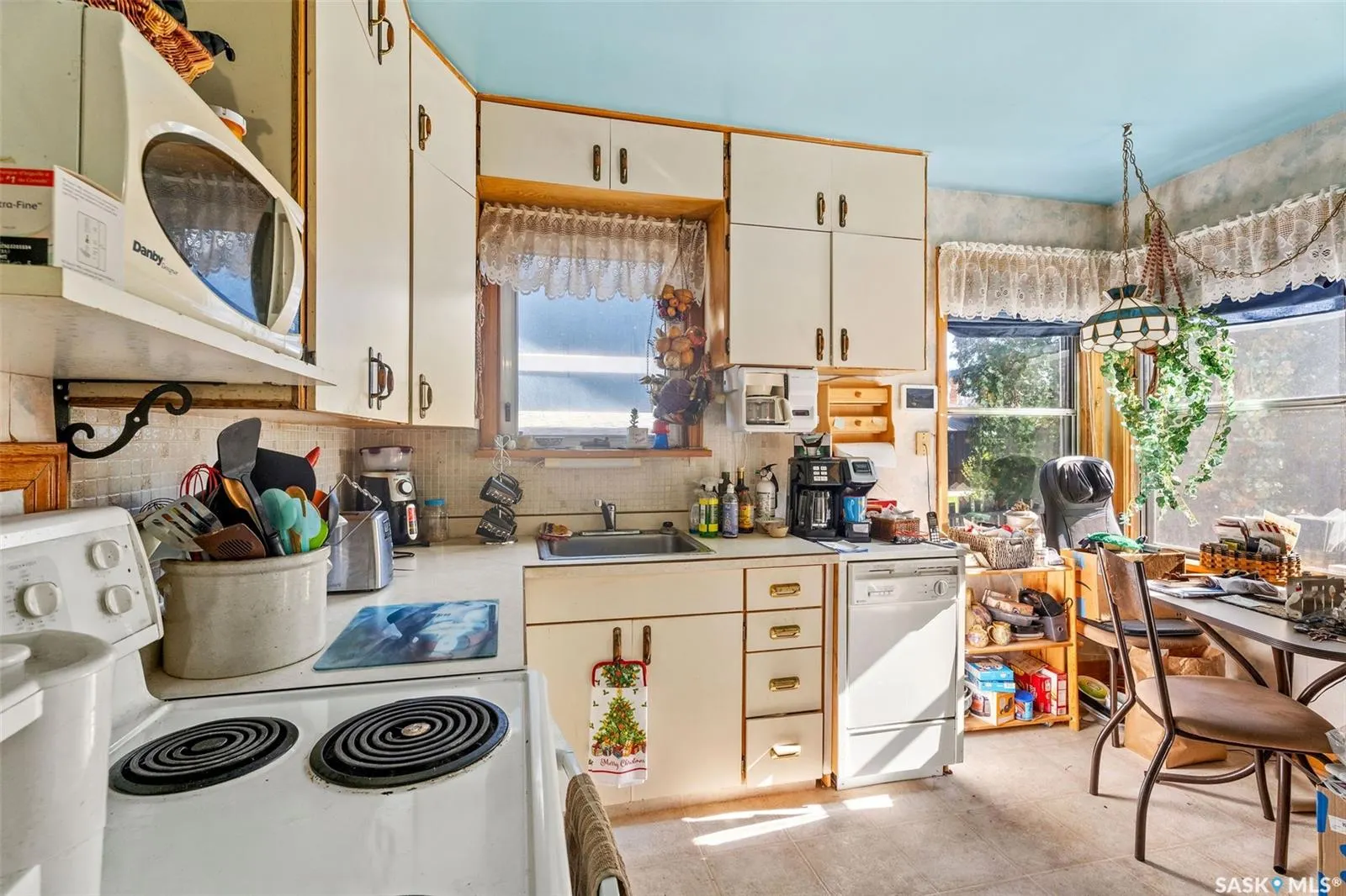 135 21st STREET W